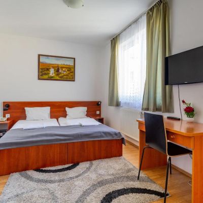 Premium Suite Triple M Hotel Promo Code