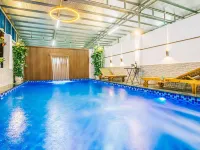 Maldives Hotel - FLC Sam Son Hotels in Sầm Sơn