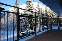 Spruce Lodge