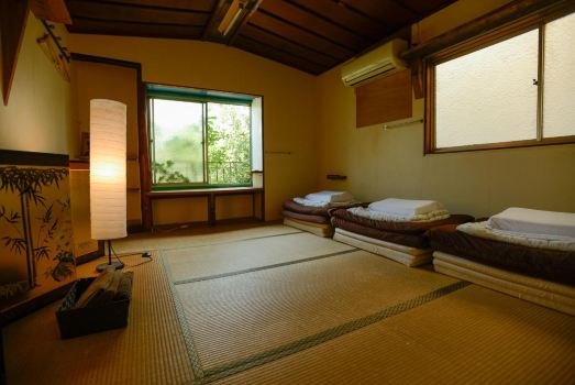 Air Osaka Hostel