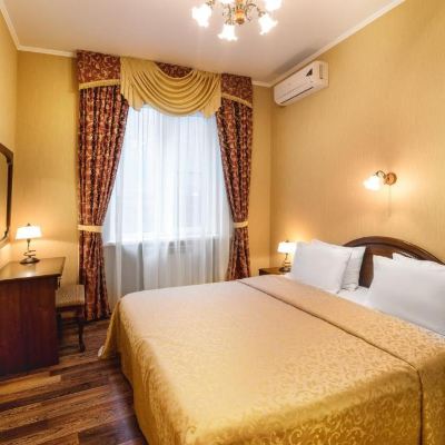 Suite Room With Double Bed Gratz Hotel Promo Code
