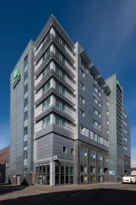 Holiday Inn Express SWINDON CITY CENTRE by IHG Hotel di 