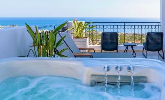 Creta Blue Boutique Hotel - Housity