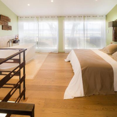 Junior Suite Hôtel La Lagune Promo Code
