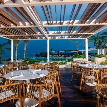 SLS Cancun Hotel & Residences