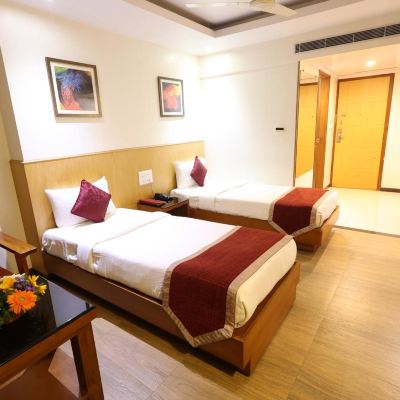 Deluxe Double or Twin Room Akash Inn Promo Code