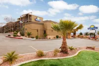 Days Inn by Wyndham St. George Hotels in 