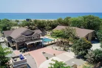 Villa Minerva Eco-Farm Resort near Vigan のホテル