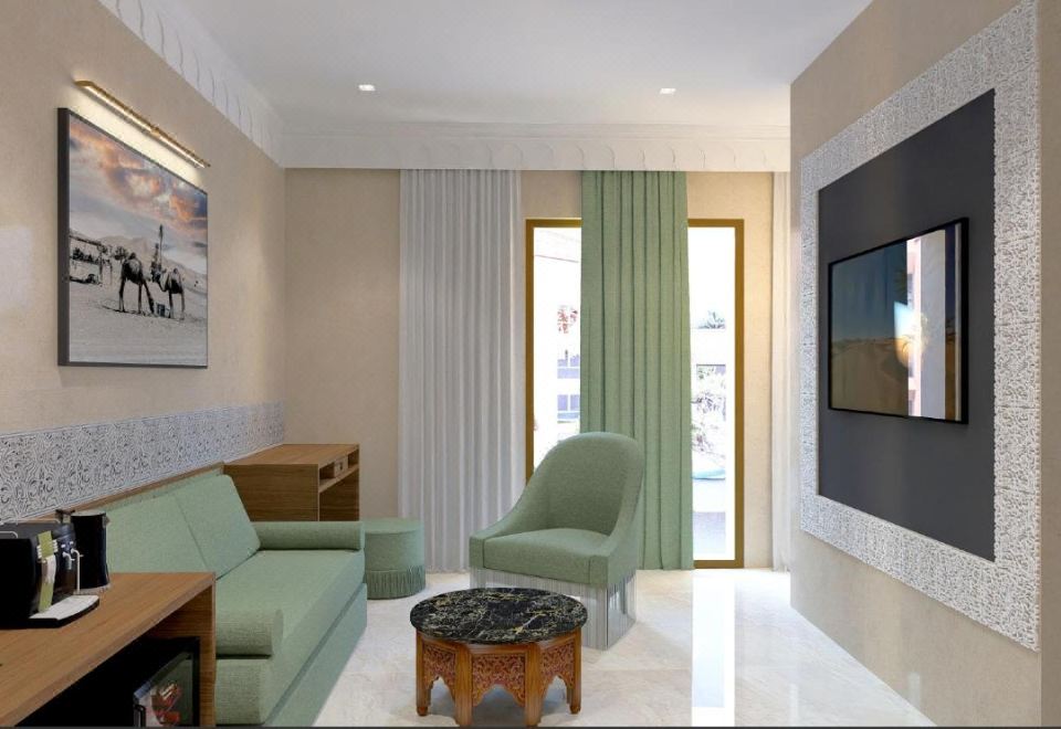 豪华房双人床， 园景