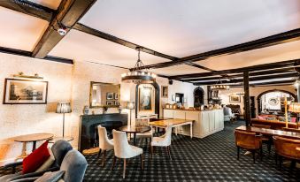Best Western Red Lion Hotel - Housity