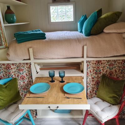 Daisy-Shepherd's Hut-Traditional-Ensuite-Garden View Green Haven Promo Code