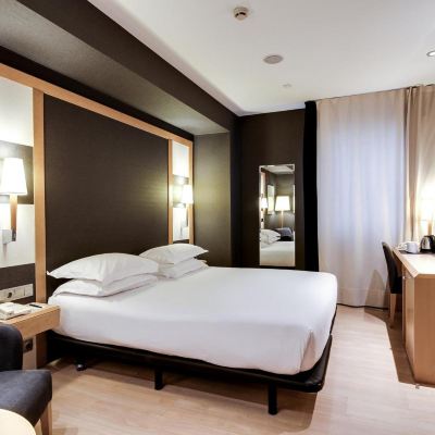 Standard Room Hotel Barcelona Universal Promo Code