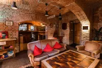 Sir Toby's Hostel