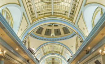 The Savoy Hotel - Housity