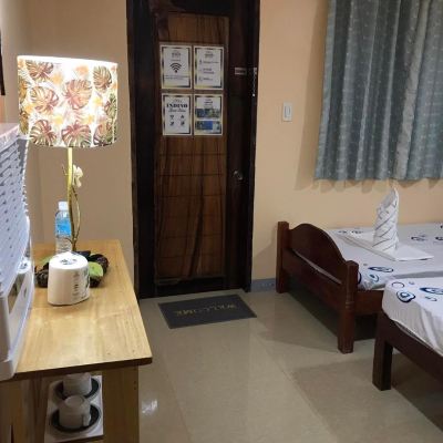 Triple Room with Private Bathroom OYO 787 Indino Guest House 2&5 Promo Code