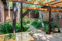 Gorgeous Gecko Guesthouse Ξενοδοχεία στην πόλη 