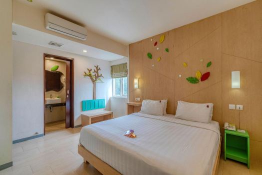 Ascent Hotel & Cafe Malang