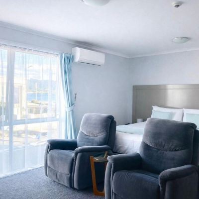 Studio - Top Floor No Sea View BKs Premier Motel Esplanade Promo Code
