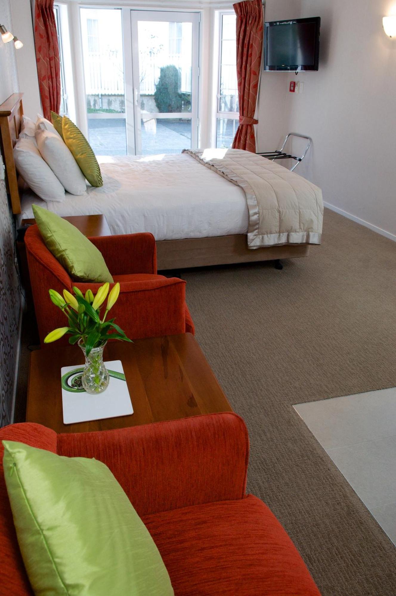 行政特大床一室房