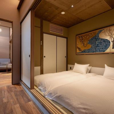 THE KAZAHAYA 坪庭スイート THE MACHIYA 風早 クーポン