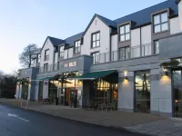 Raheen Woods Hotel Hotel a 