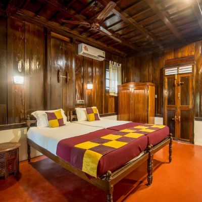 Heritage Deluxe Room Emerald Isle Promo Code