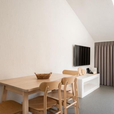 Apartment with Terrace L'Olive Homes Promo Code