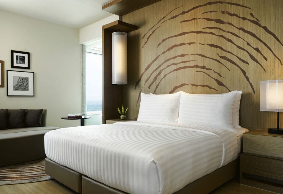 Mövenpick Siam Hotel Na Jomtien PattayaFamily Suite Sea View