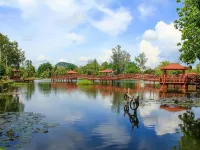 Homestay Ira Jaya - 4 Unit Rumah Hotels in Sena