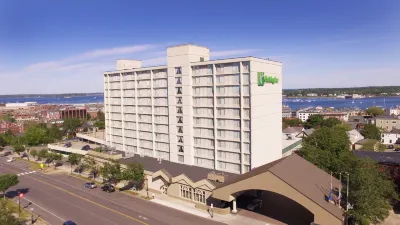 Holiday Inn PORTLAND-BY THE BAY by IHG Hotels in 