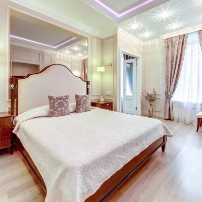 1-Room Suite Triple Apartment Premium Promo Code