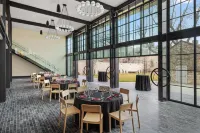 Albert Hotel