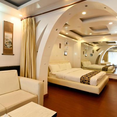 Superior Double Room Hotel M Square Promo Code