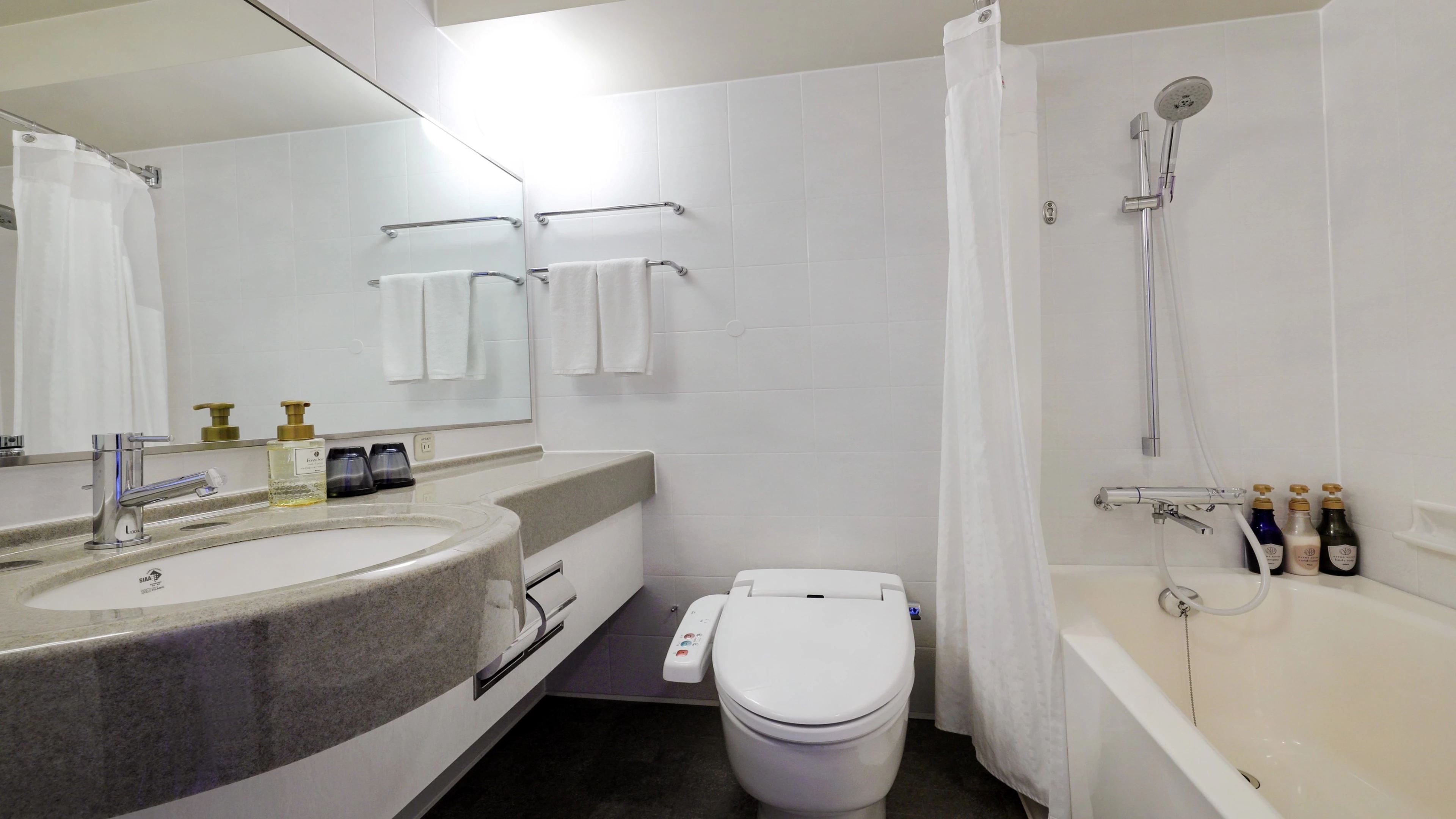 高层标准特大床房