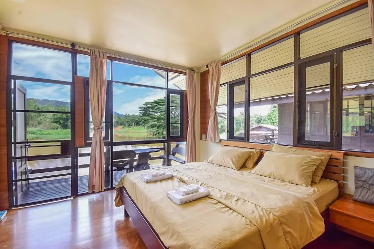 บังกะโลพร้อมวิวทะเลสาบ