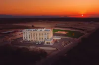 Super 8 by Wyndham Manzanillo Hoteles en 