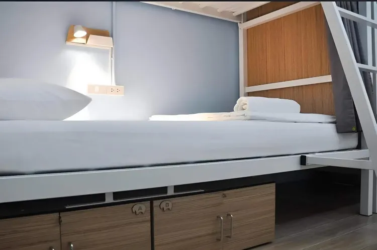 Standard Dormitory Bunk Female