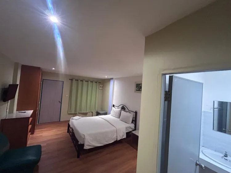 ห้องดีลักซ์