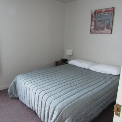 One-Bedroom Apartment With SPA Bath Palmerston North Motel Promo Code