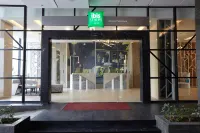 Ibis Styles Medan Pattimura Ξενοδοχεία στην πόλη 