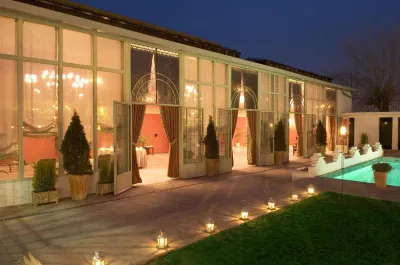 Hotel Oasis Отели в г. 