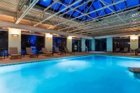 La Quinta Inn & Suites by Wyndham Madison American Center