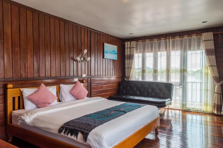 ห้องดีลักซ์