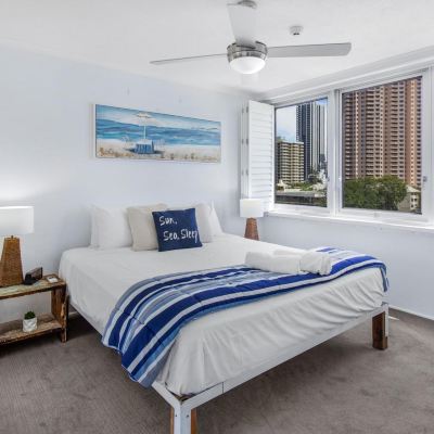 One-Bedroom Apartment Boulevard Towers Promo Code