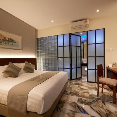 Signature Room Kupon Macalister Terraces Hotel