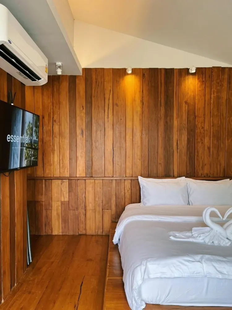 ห้องเตียงใหญ่ 1 เตียง วิวภูเขา