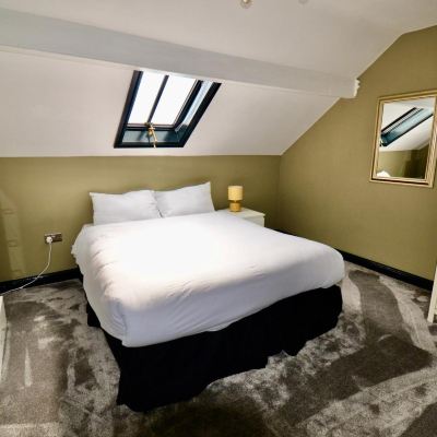 Standard Apartment The Wrens Promo Code