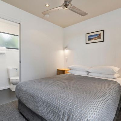 Studio with Garden View Swansea Beach Chalets Promo Code