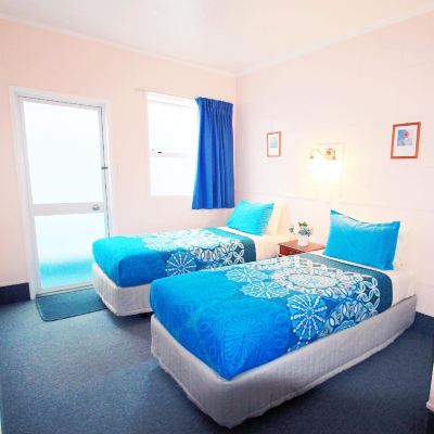 Standard Family Room Golden Glow Motel Promo Code