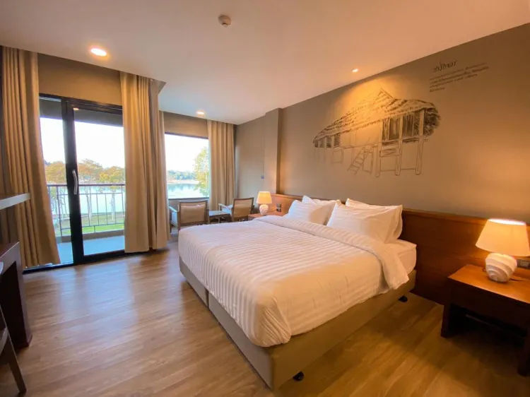ห้องสุพีเรียร์เตียงคิงไซส์ พร้อมวิวแม่น้ำ